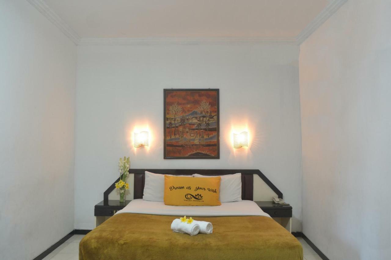 Hotel Srikandi Semarang Exterior photo