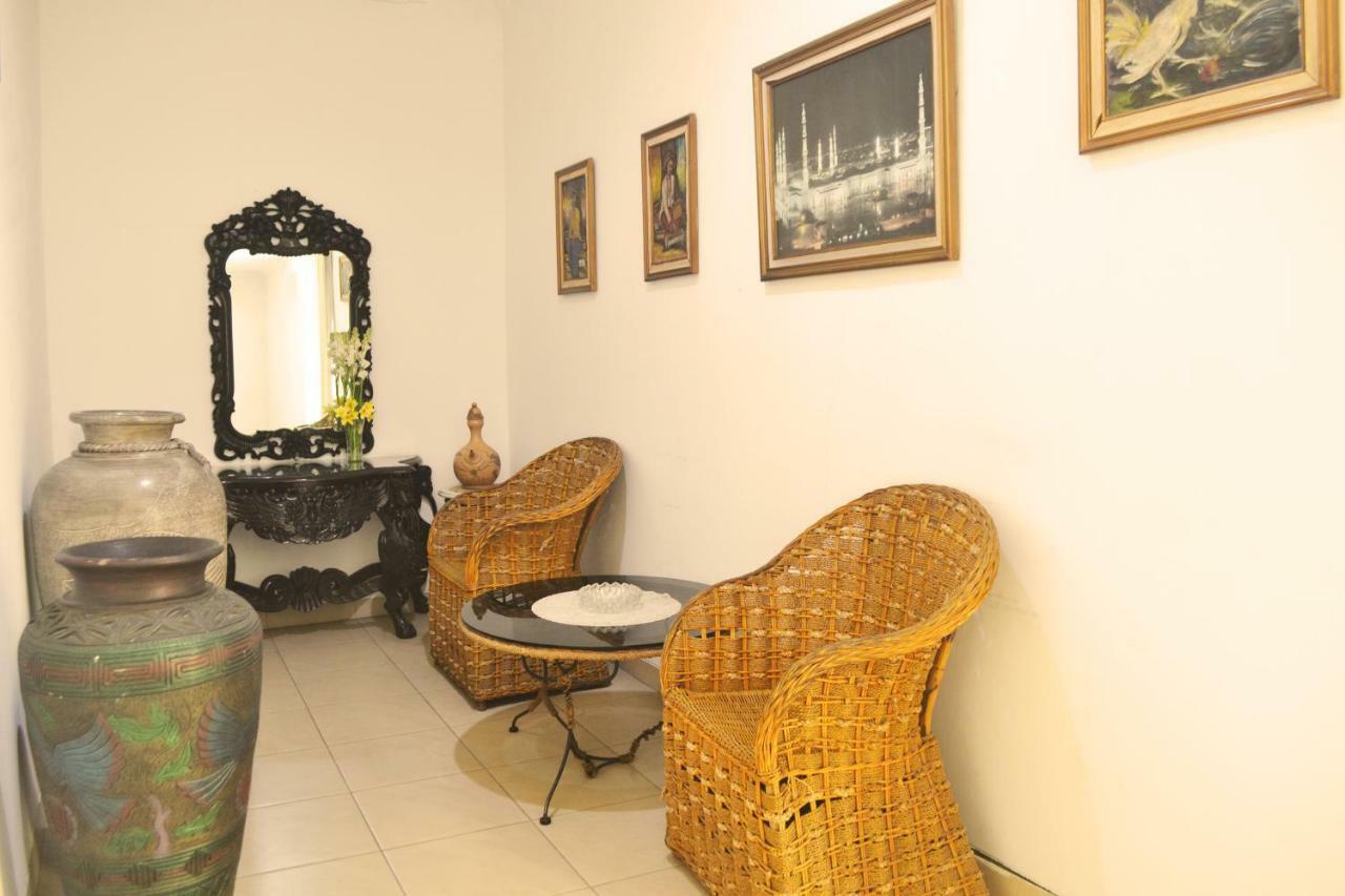 Hotel Srikandi Semarang Exterior photo